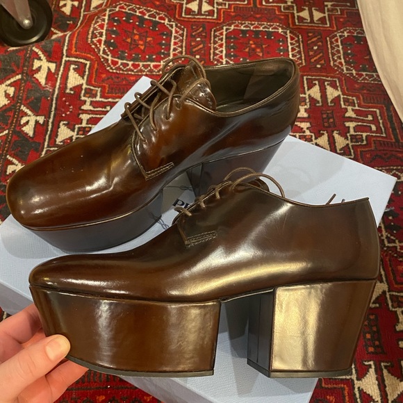 Prada lace up platform oxfords - Picture 2 of 5